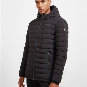 Moose Knuckles mens puffer - black